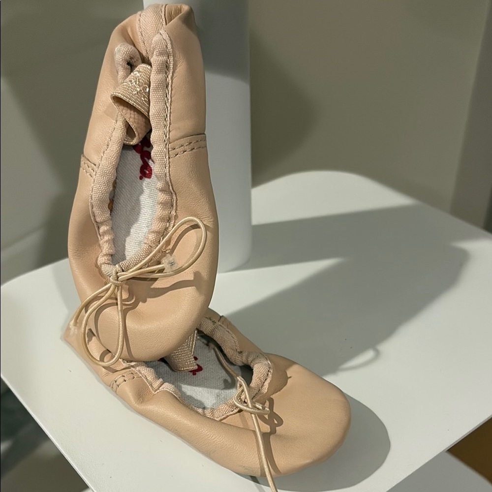 Capezio Kids Toddler Unisex Ballet Shoes in Ballet Pink Size 7.5N 7 1/2 N